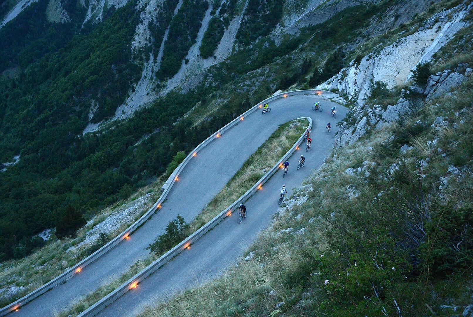 Montee du Col du Noyer en Nocture